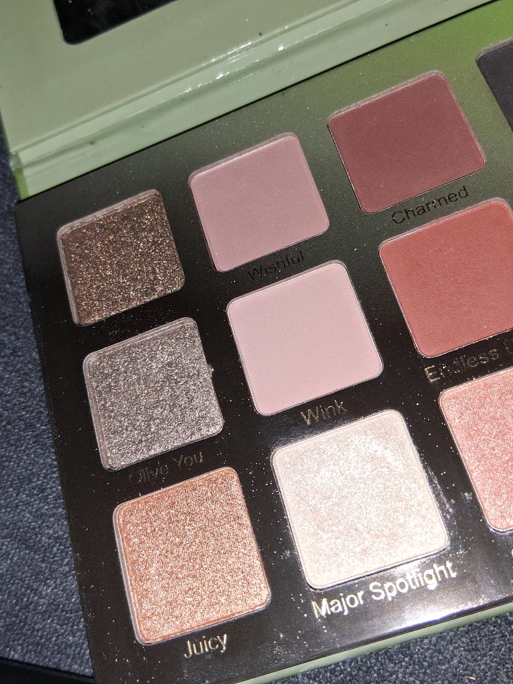 Violet Voss Olive You Forever Eye Shadow Palette - Olive Green
